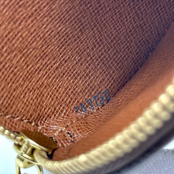 💯 Louis Vuitton Monogram Coin Purse/Holder - Picture 9 of 9